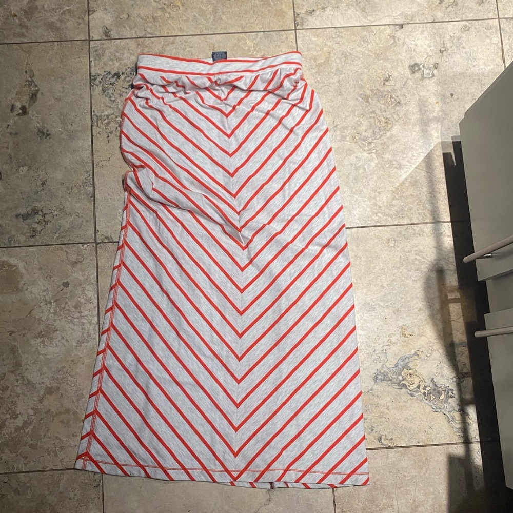 Full length chevron print red and grey maxi skirt